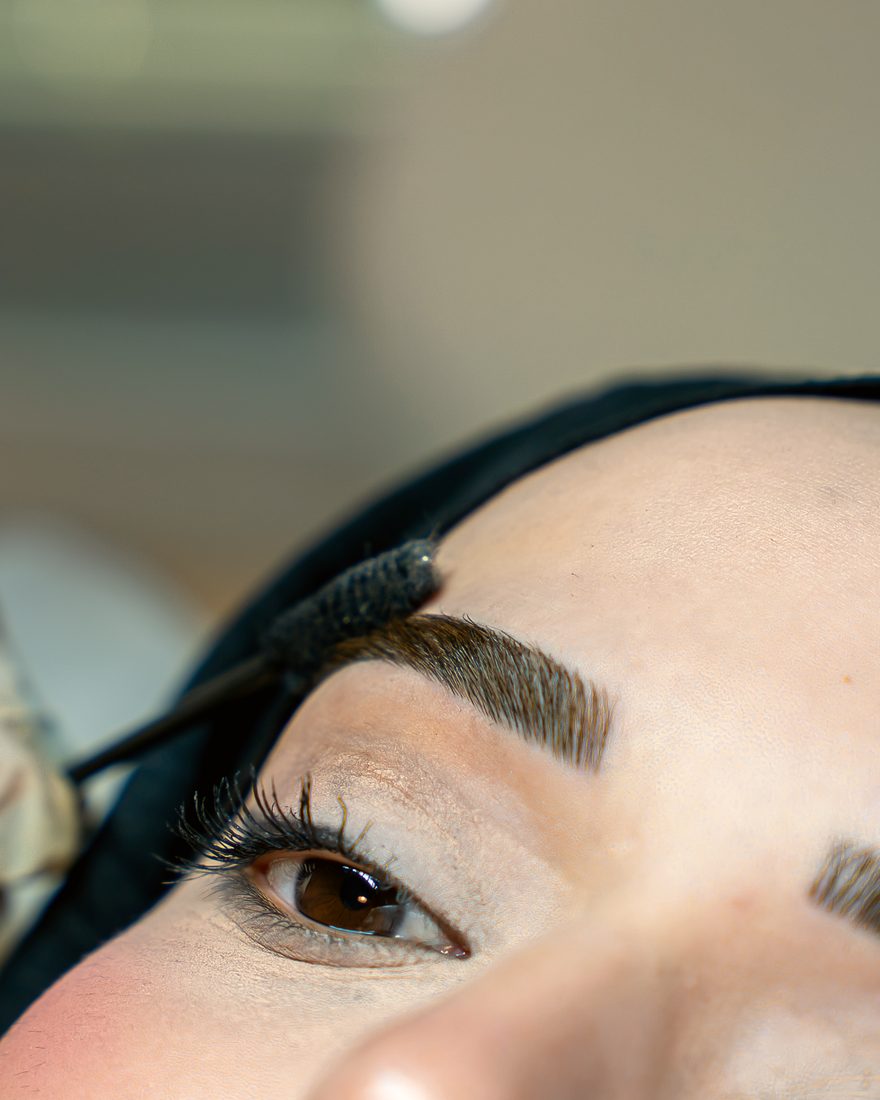 Kaş ve kirpik uygulaması — SİS Nails Studio Üsküdar