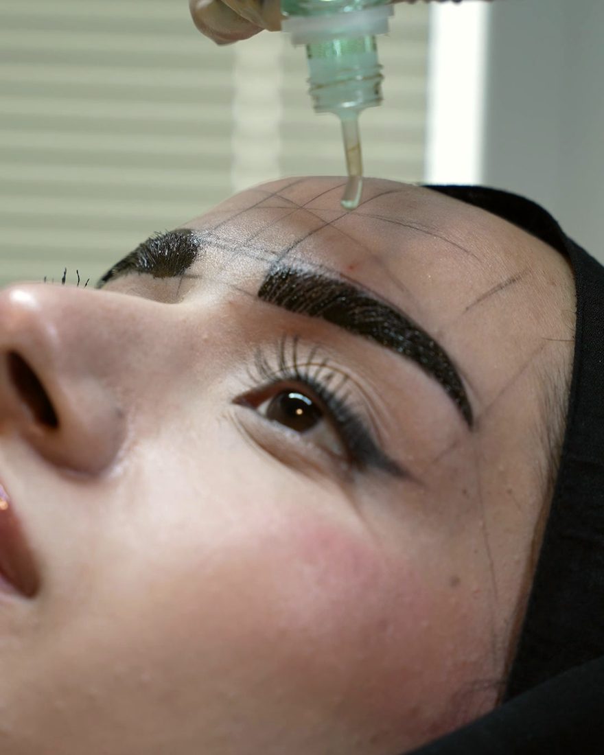Kalıcı makyaj uygulaması — SİS Nails Studio Üsküdar