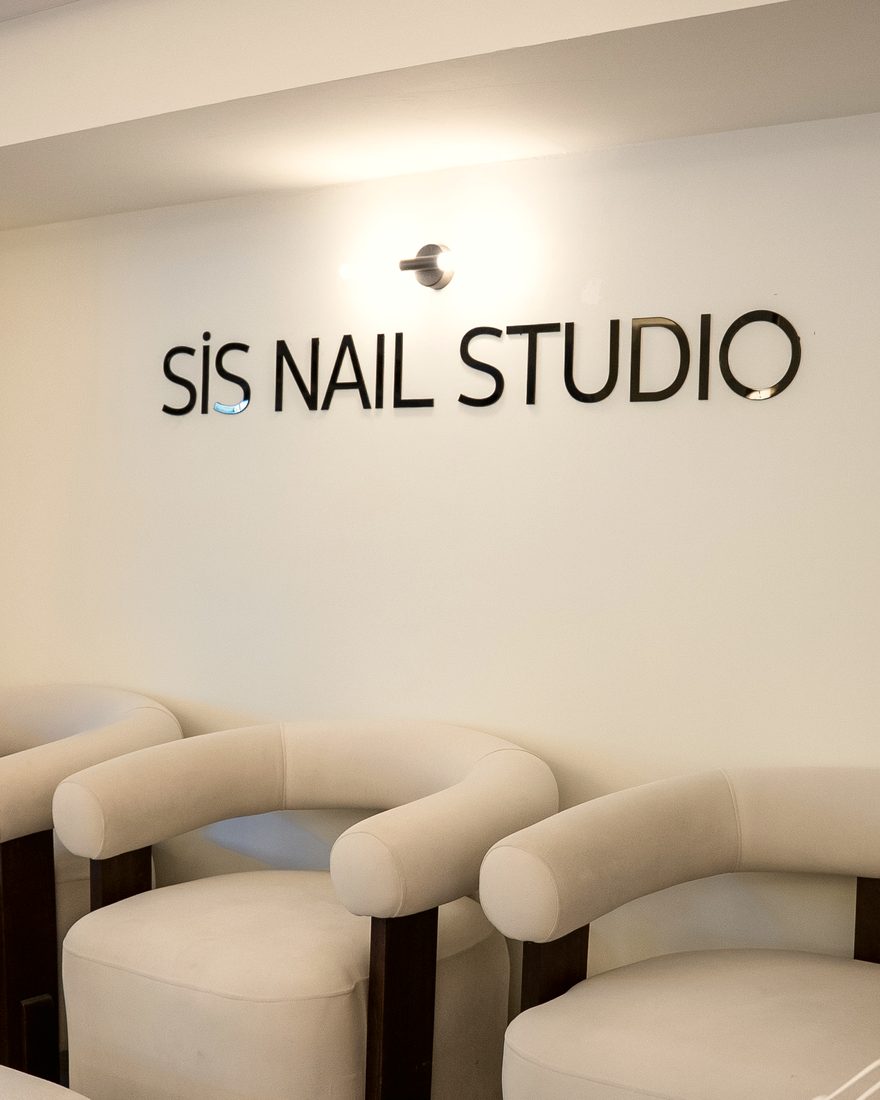 SİS Nails Studio iç mekân — SİS Nails Studio Üsküdar